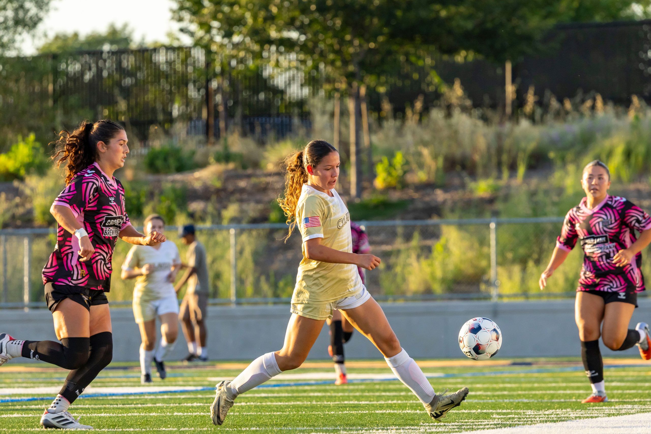 pexels-stephen-leonardi-587681991-37580302 Sports Immersion - Séjour sportif à l'étranger
